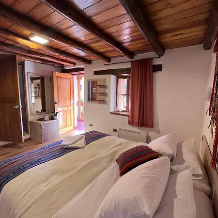 Casona Les Pleiades Bed & Breakfast Cuzco Exterior photo